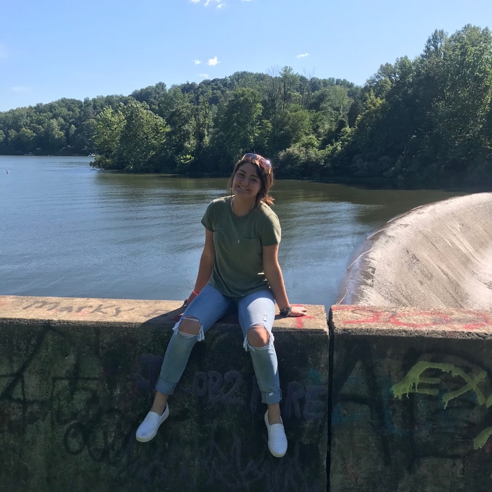 Meet your Posher, Naomi